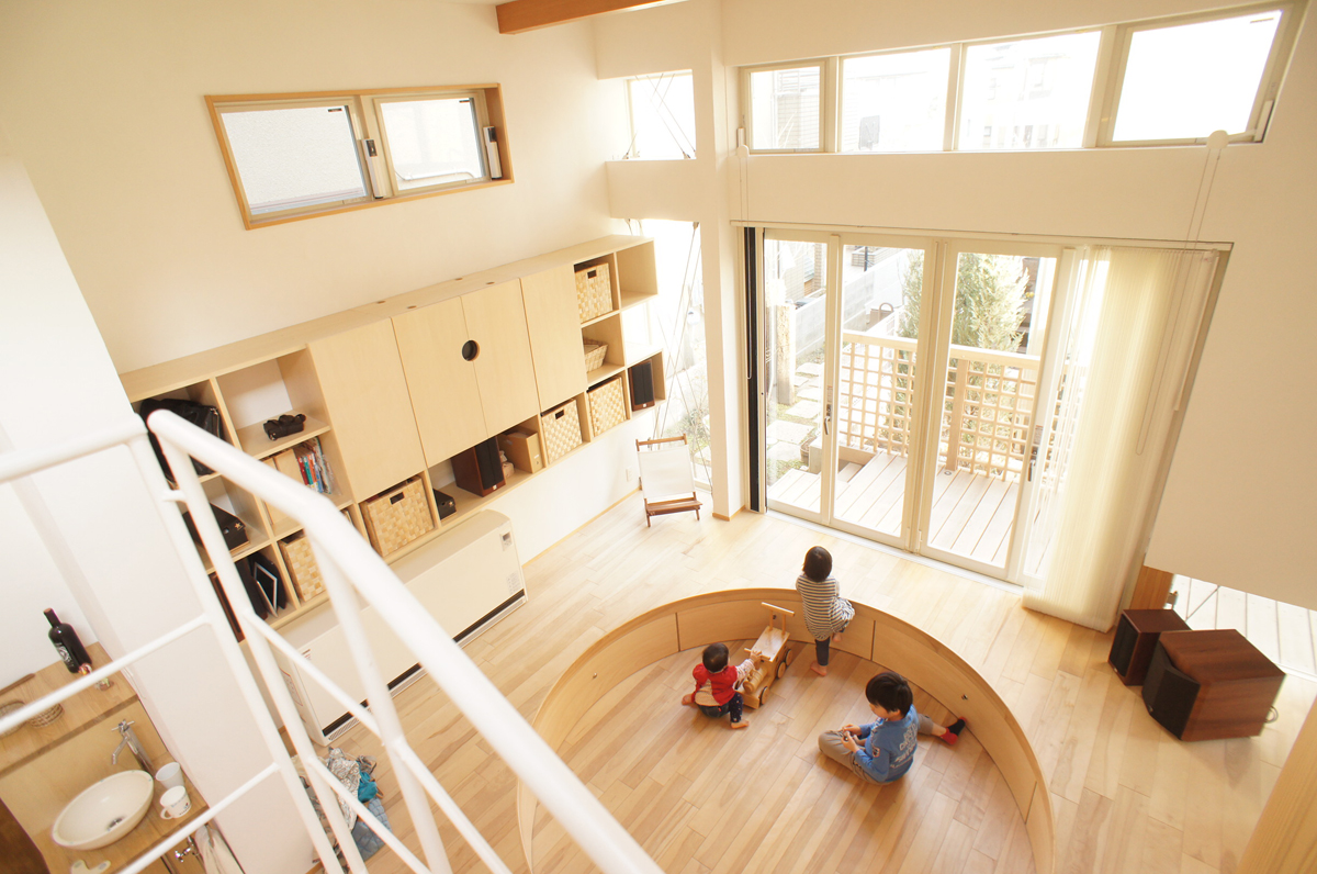 本棚が動いて 隠し収納部屋 が出現 建築設計ブログ 自然素材の新築 注文住宅 Tau設計工房